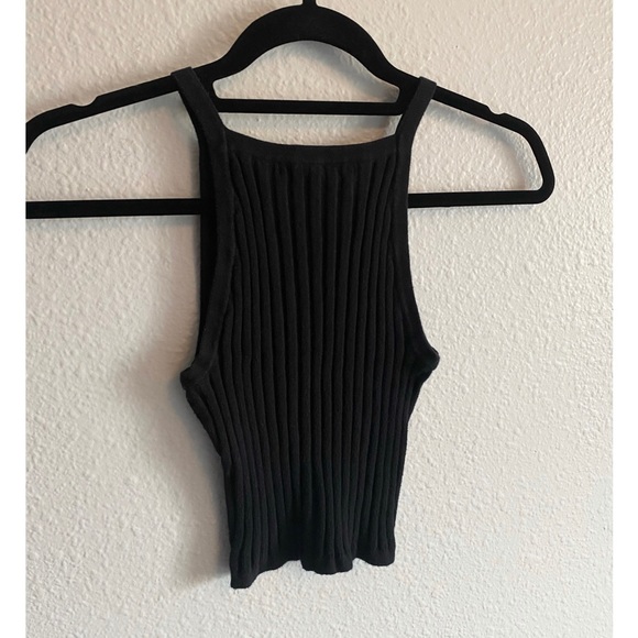 F21 Ribbed Tank - Picture 2 of 3